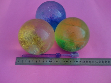 כדור פלסטיק