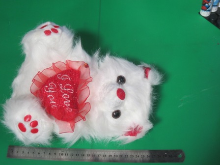 דובי פרווה לבן