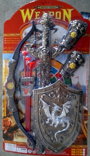 סט חץ וקשת בקרטון